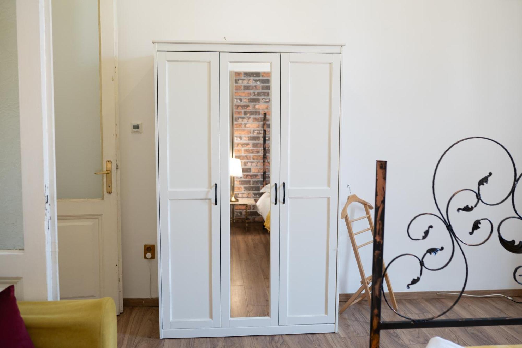 Cozy Spacious 5 Star Accommodation In The Heart Of Historic Center Cluj-Napoca Luaran gambar